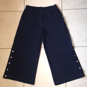 Stretch wide leg sportswear pants